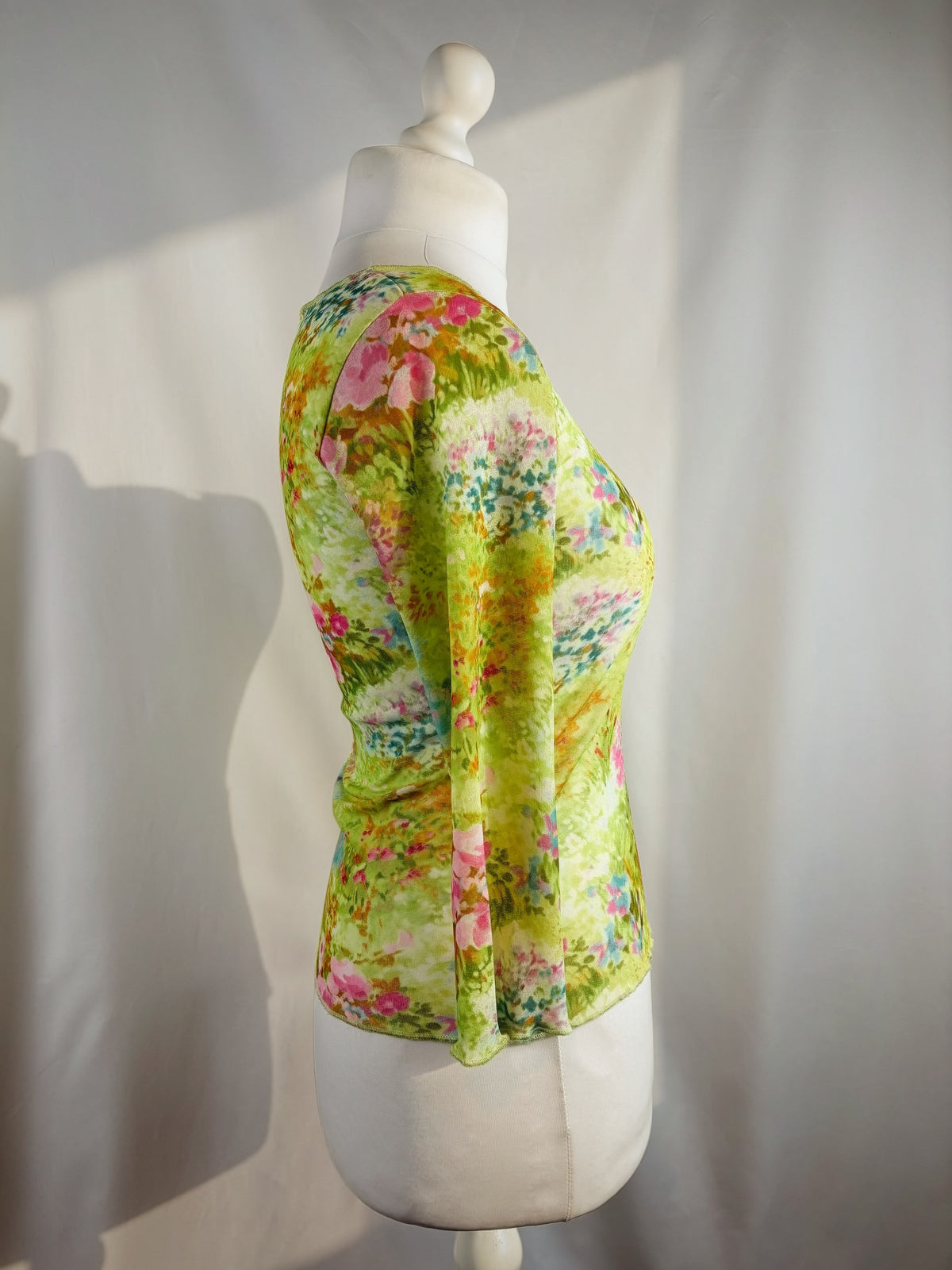 Green watercolour affect mesh 3/4 sleeve top