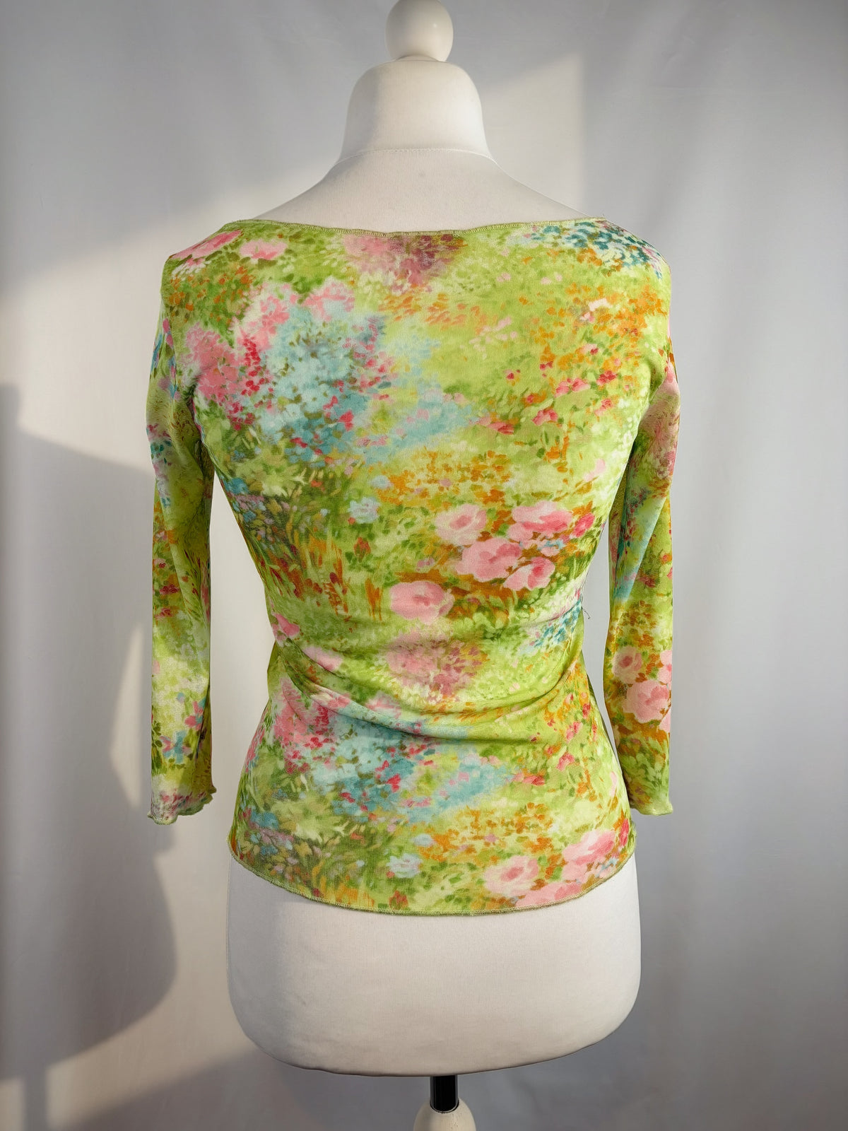 Green watercolour affect mesh 3/4 sleeve top