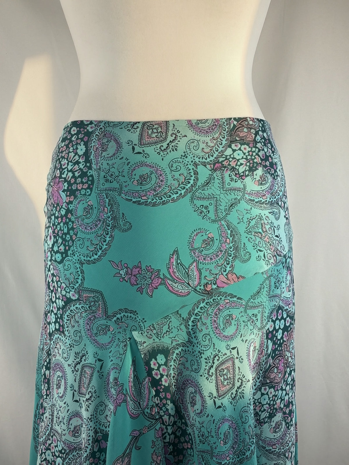 Blue and purple Paisley print midi skirt with asymmetric hem