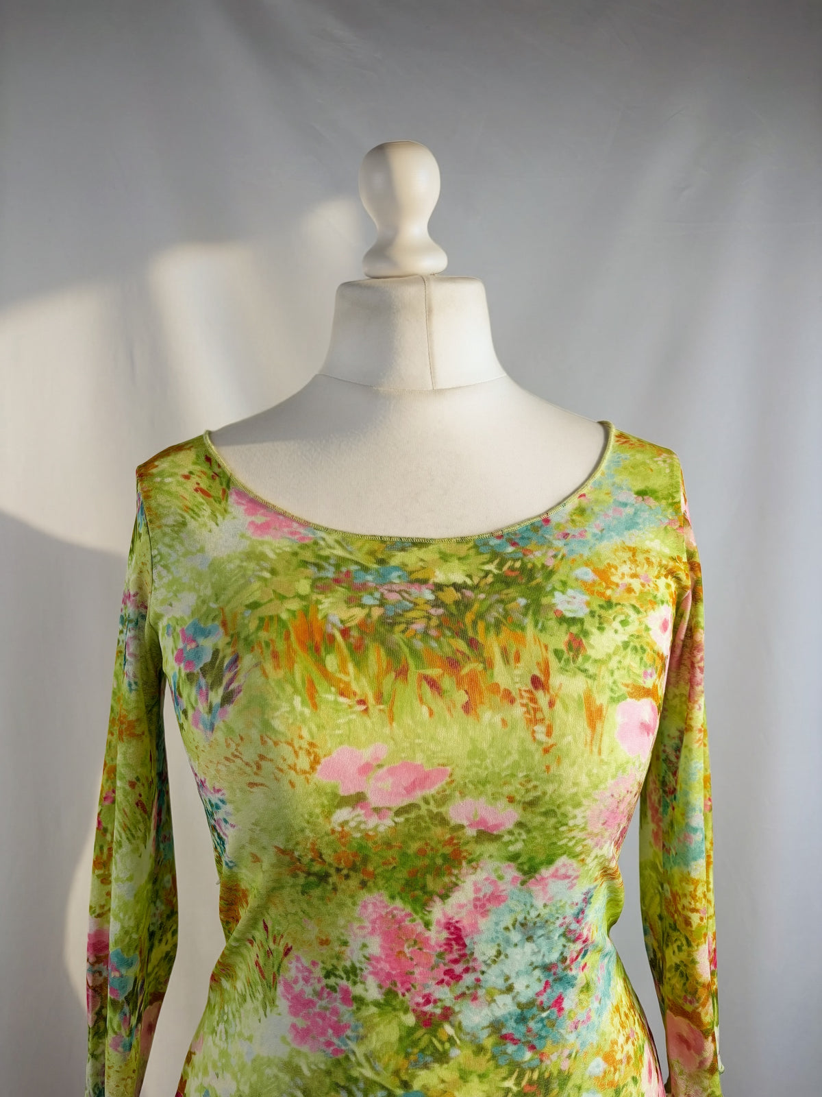 Green watercolour affect mesh 3/4 sleeve top