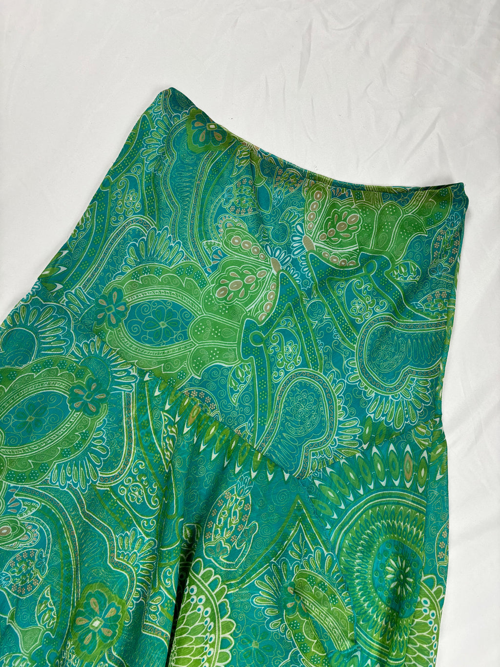 Green and blue tropical ruffle detailed midi skirt